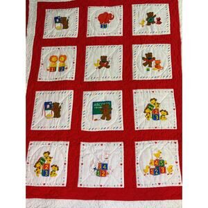 Red White Handmade Baby Applique Quilt Scalloped Border EUC